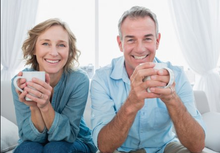 toomers_coffee_kinder_coffee_couple